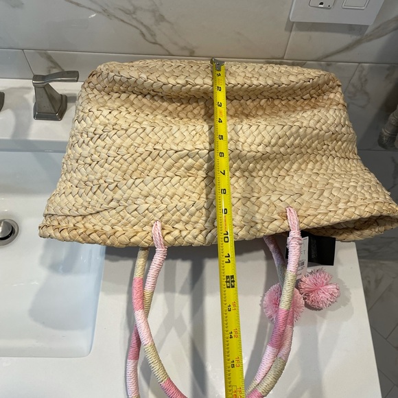 Brand new loft beach bag - Picture 7 of 7